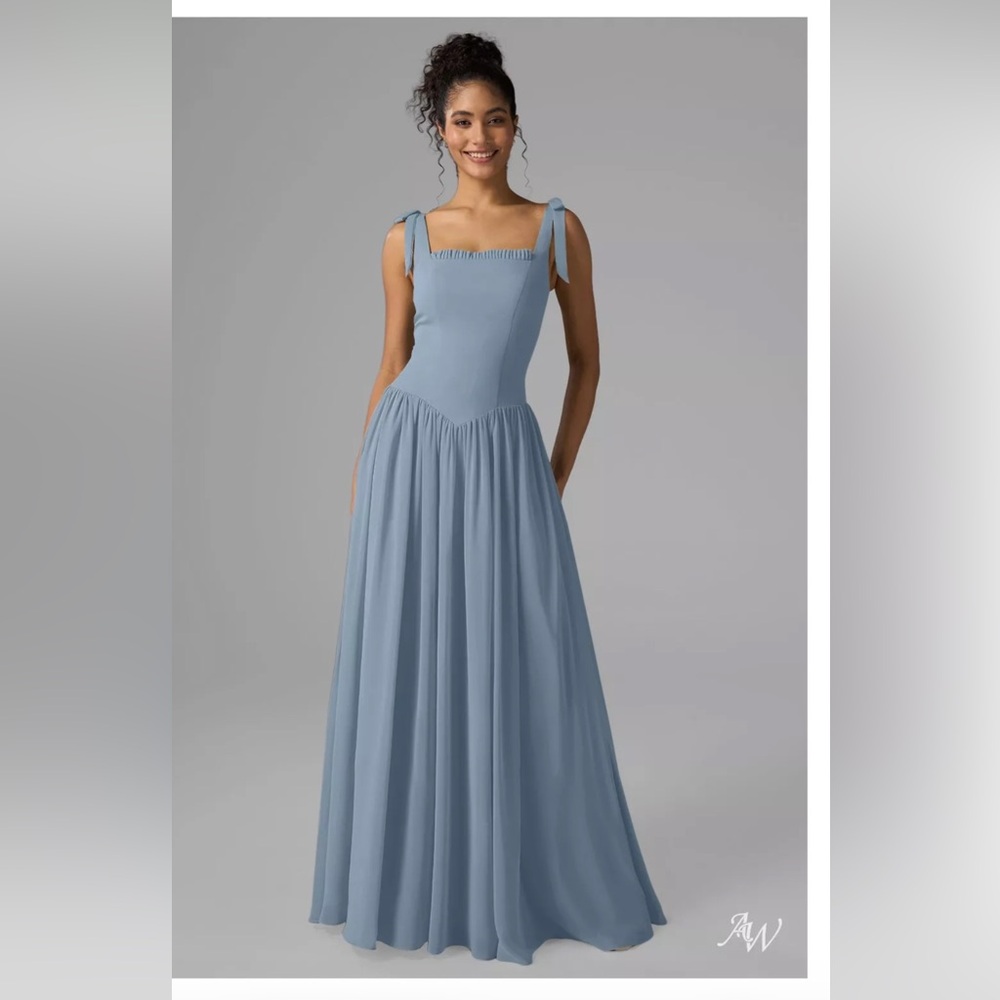 Elegant Blue Maxi Dress